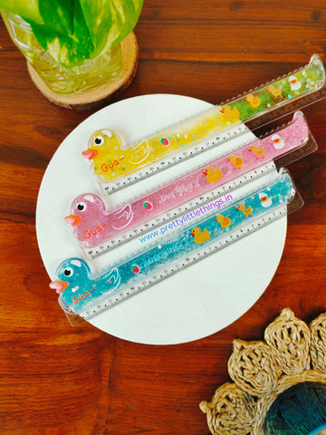 Scale/ Ruler Floating Shimmer Design - Duckie