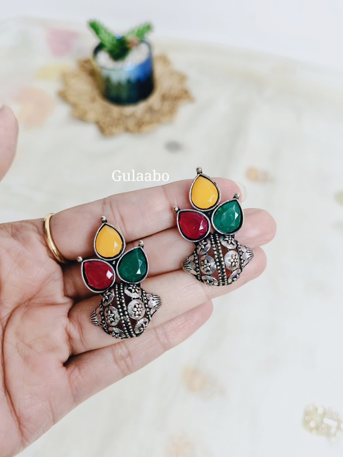 Kalash, Earrings