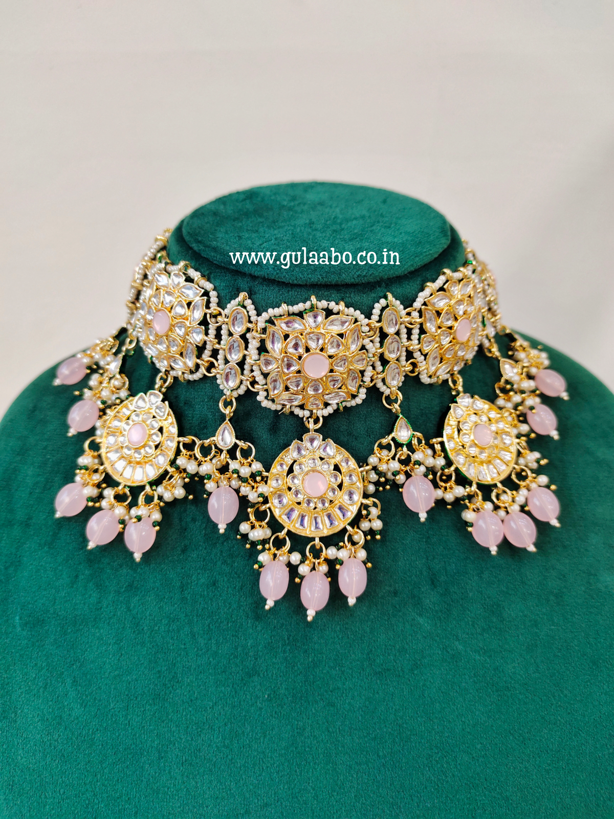 Paatal, Necklace Set